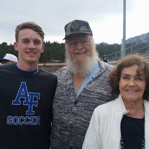 Meet your Posher, Mayola